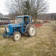Ford 3000 Midtsjællands efterskole