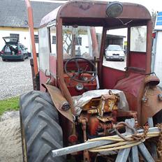 International Harvester 414
