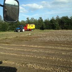 New Holland TM 155