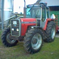 Massey Ferguson 699