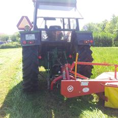 John Deere 3130