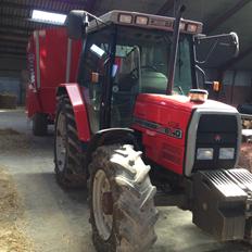 Massey Ferguson 6140 dynashift