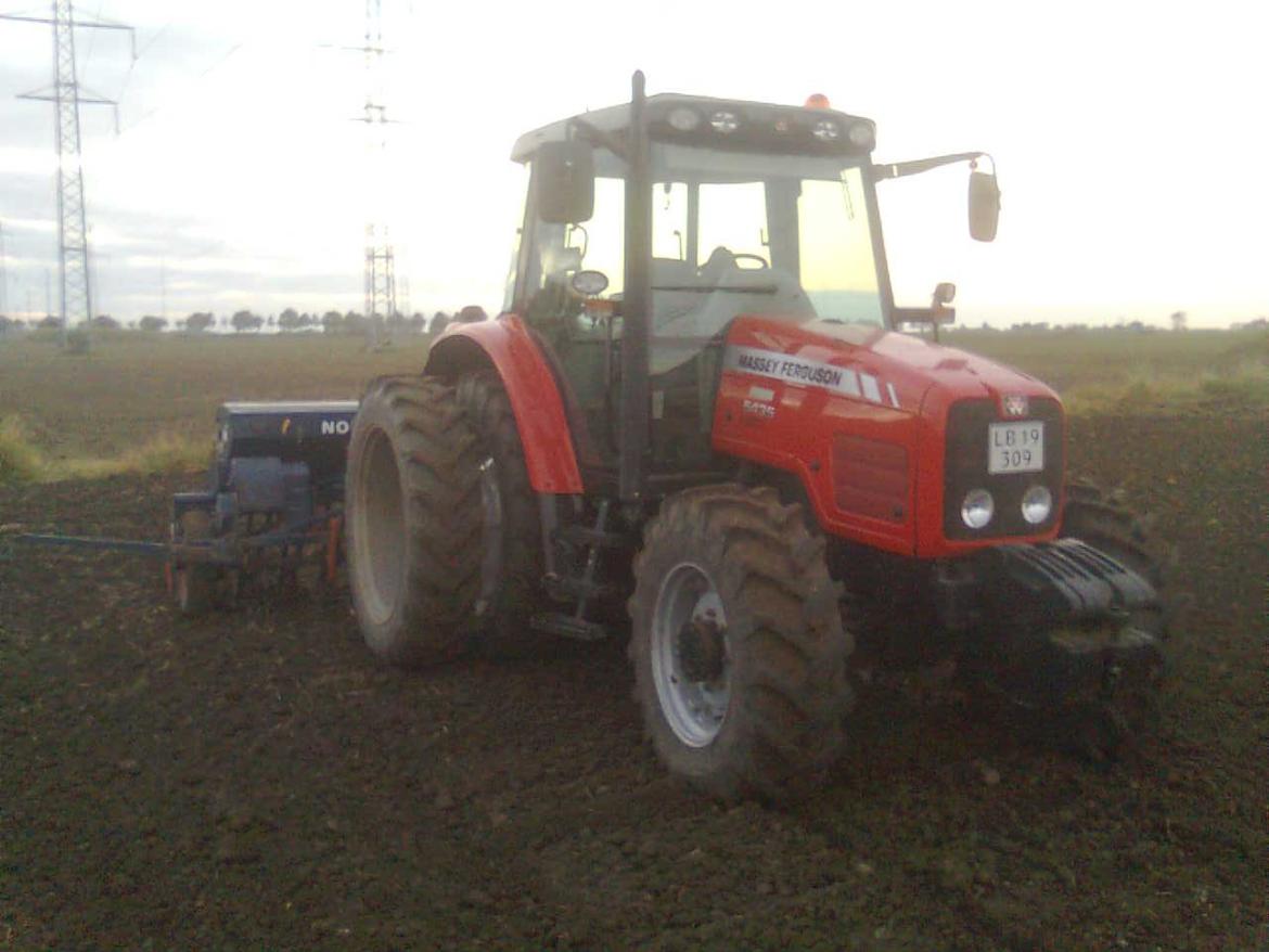 Massey Ferguson 5435 dyna 4 - ude og så med den gamle nordsten billede 1