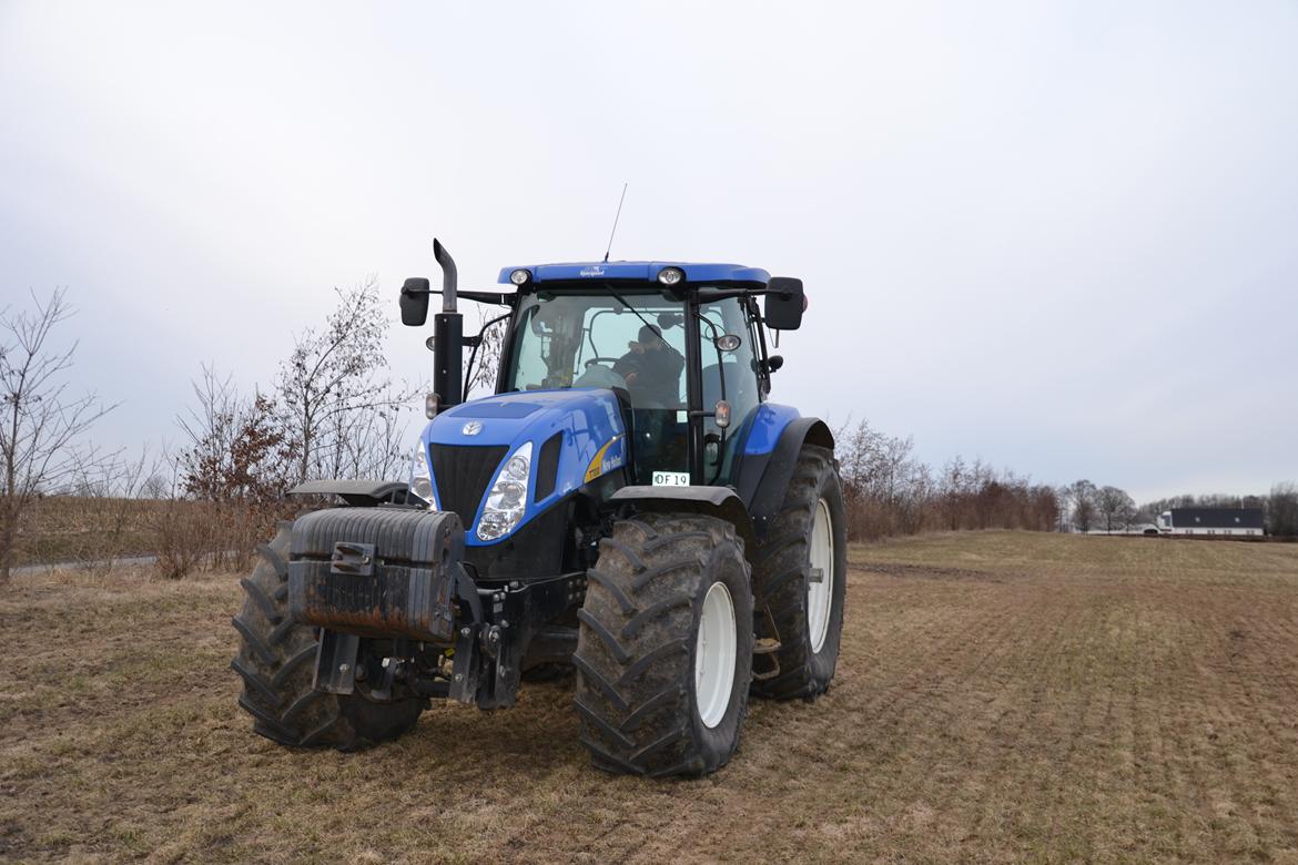 New Holland T7030 billede 2