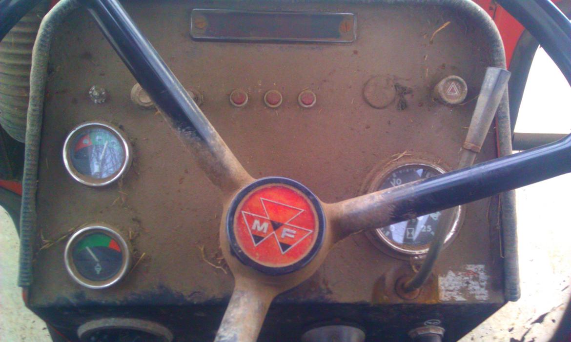 Massey Ferguson 265 - Instrumenterne :) billede 4