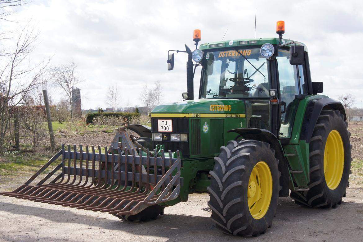 John Deere 6610 - Pudset og poleret. billede 2