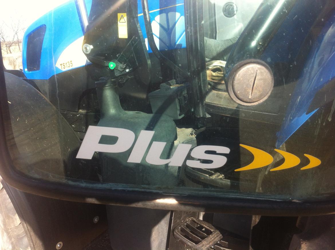 New Holland ts135a billede 13