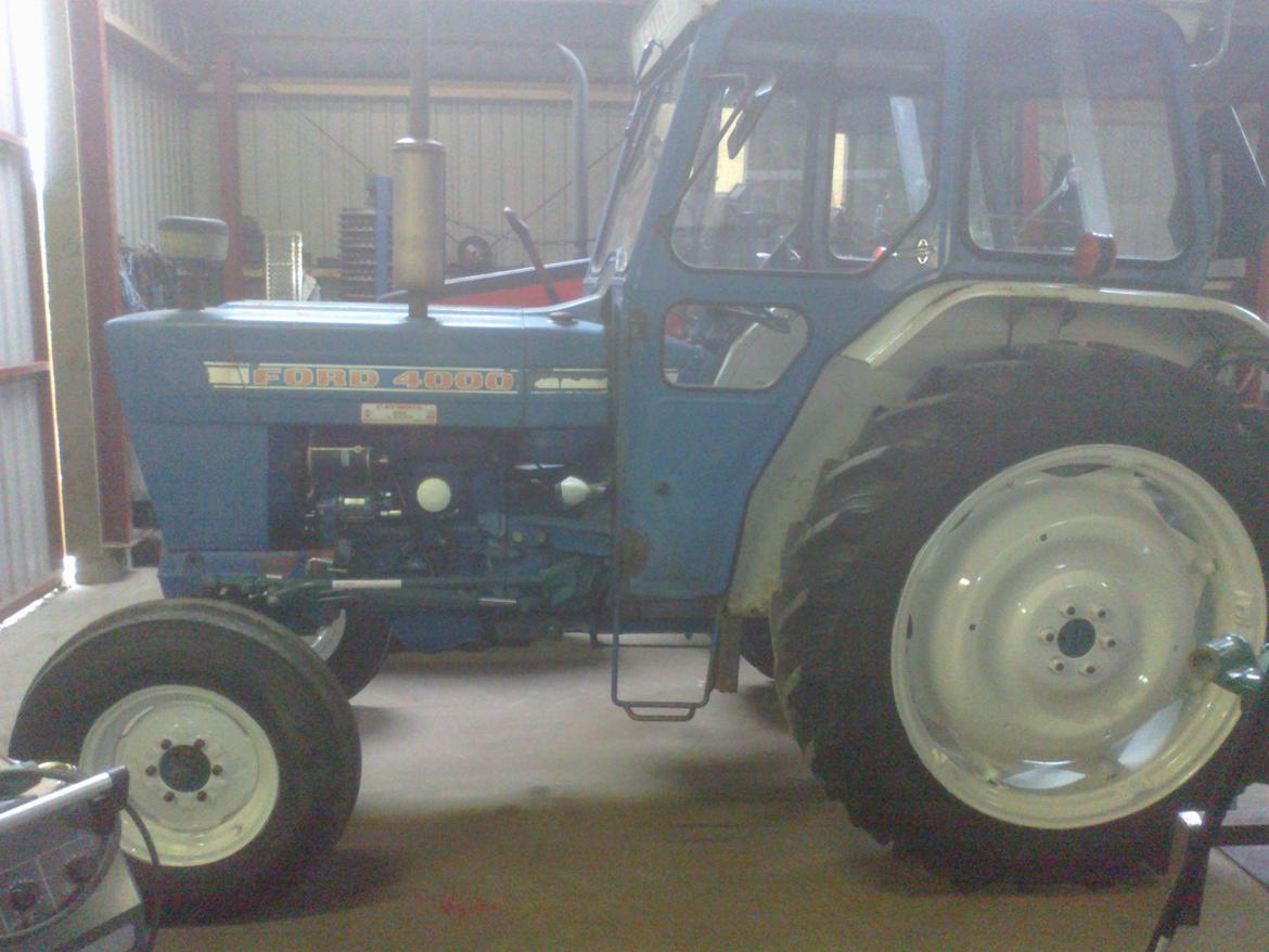 Ford 4000 billede 14