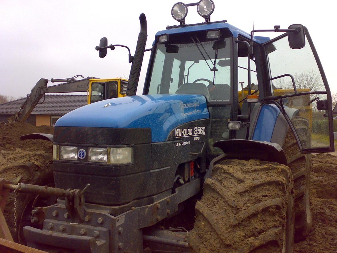 New Holland 8560 billede 1