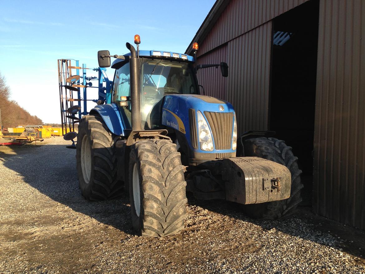 New Holland TG 285 - Der bliver tanket inden afgang. billede 15