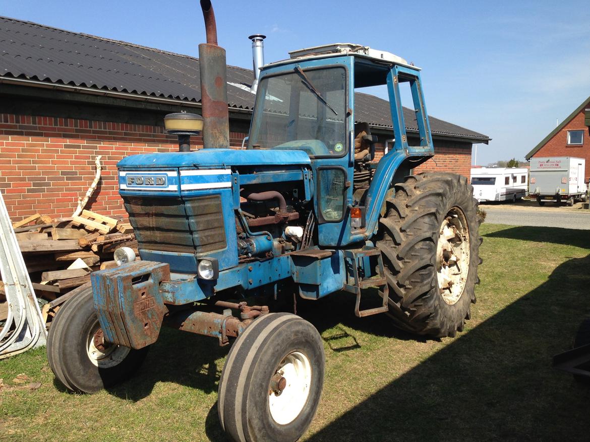 Ford 8700 - Lige efter den er kommer til Danmark, oppe fra nordjylland, ved sæby billede 2