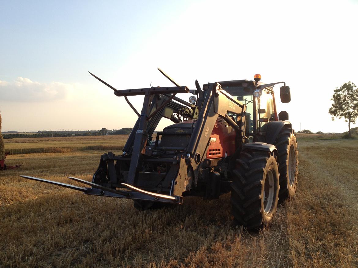 Valtra 8350 HiTech billede 7