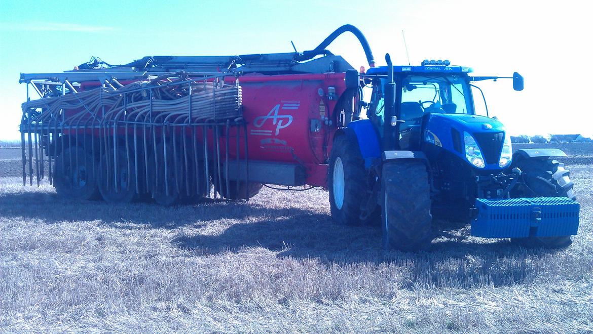 New Holland T7060 Power Command billede 9