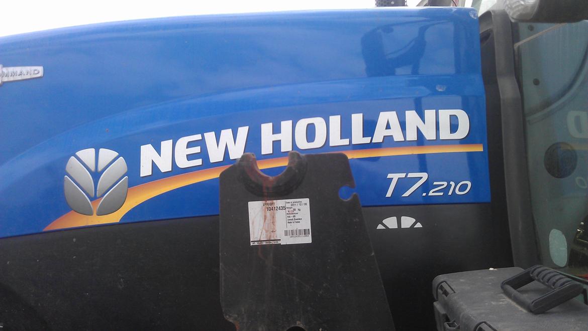 New Holland T7.210 Auto Command billede 4