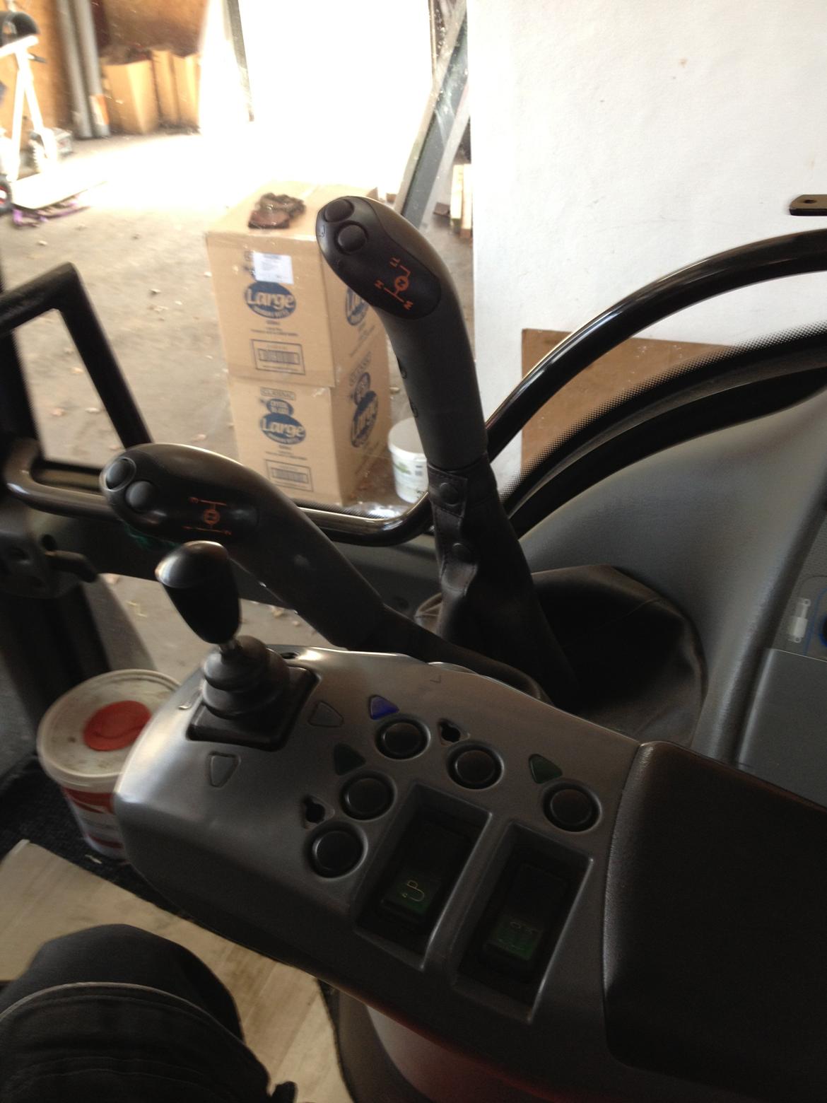 Valtra T 190 - Gear og hydraolik funktioner igen. billede 4