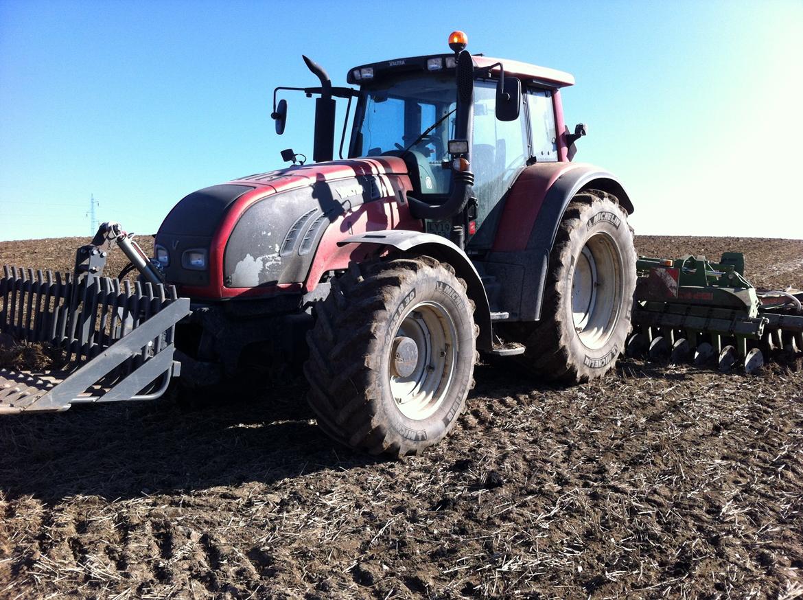 Valtra T202 billede 1