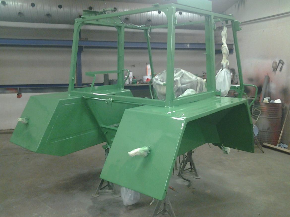 Fendt 615 Turbomatik E - førerhus males med autolak billede 18
