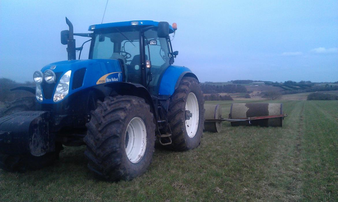 New Holland t 7050 billede 9