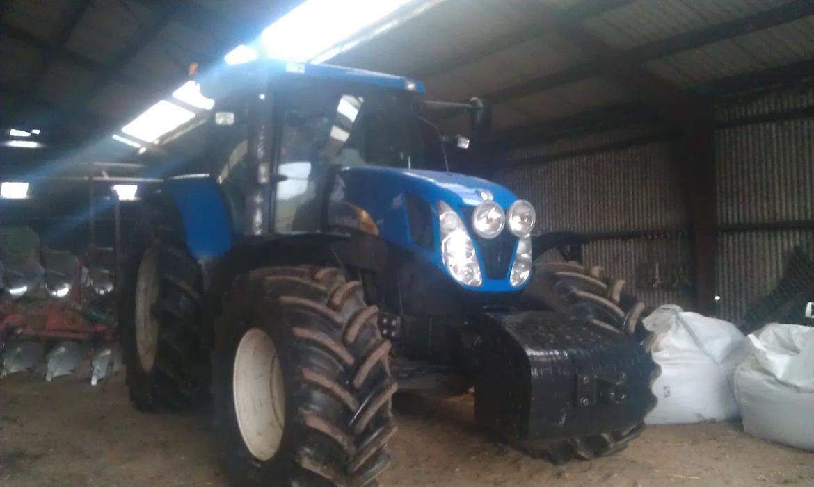 New Holland t 7050 billede 10