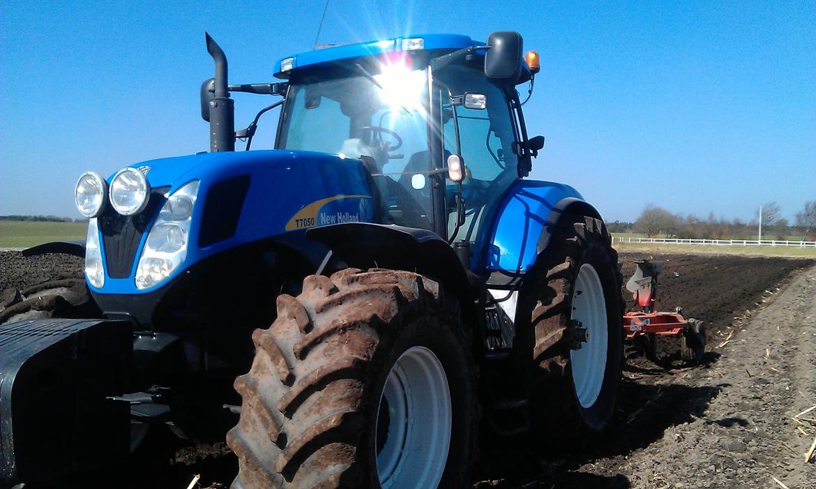 New Holland t 7050 billede 13