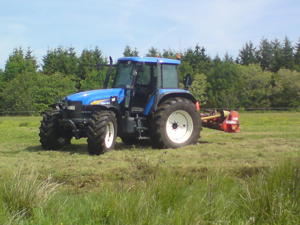 New Holland TM 155 billede 3