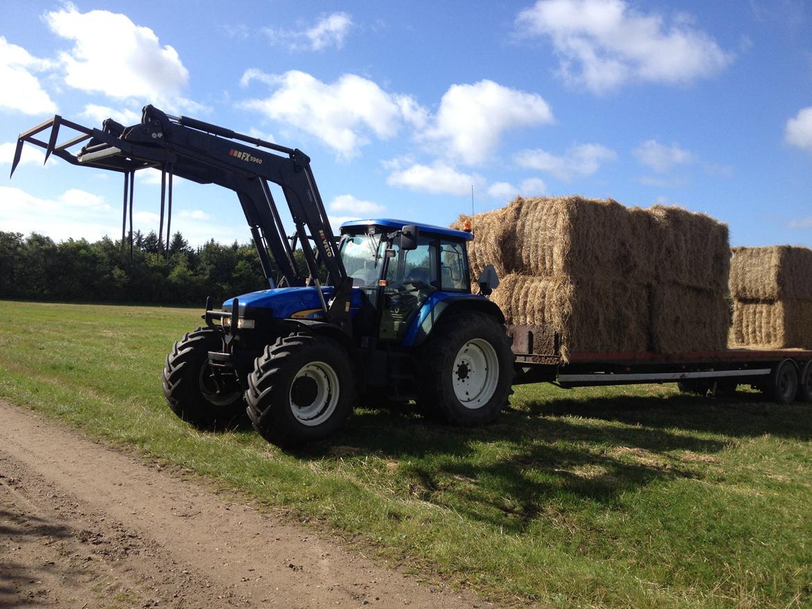 New Holland TM 155 billede 8