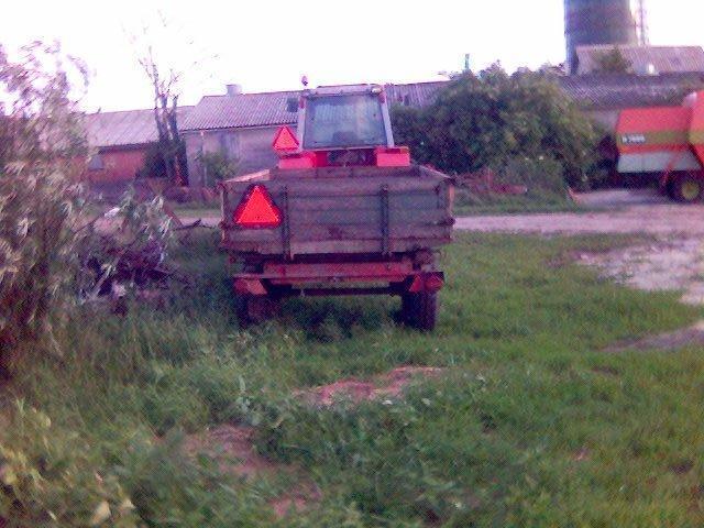 Massey Ferguson 699 - Mf699 og vestas vogn.
samt bagenden af Dronningborg 7000 billede 9