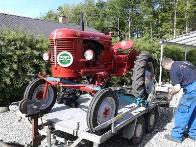 Massey Harris 820 billede 1