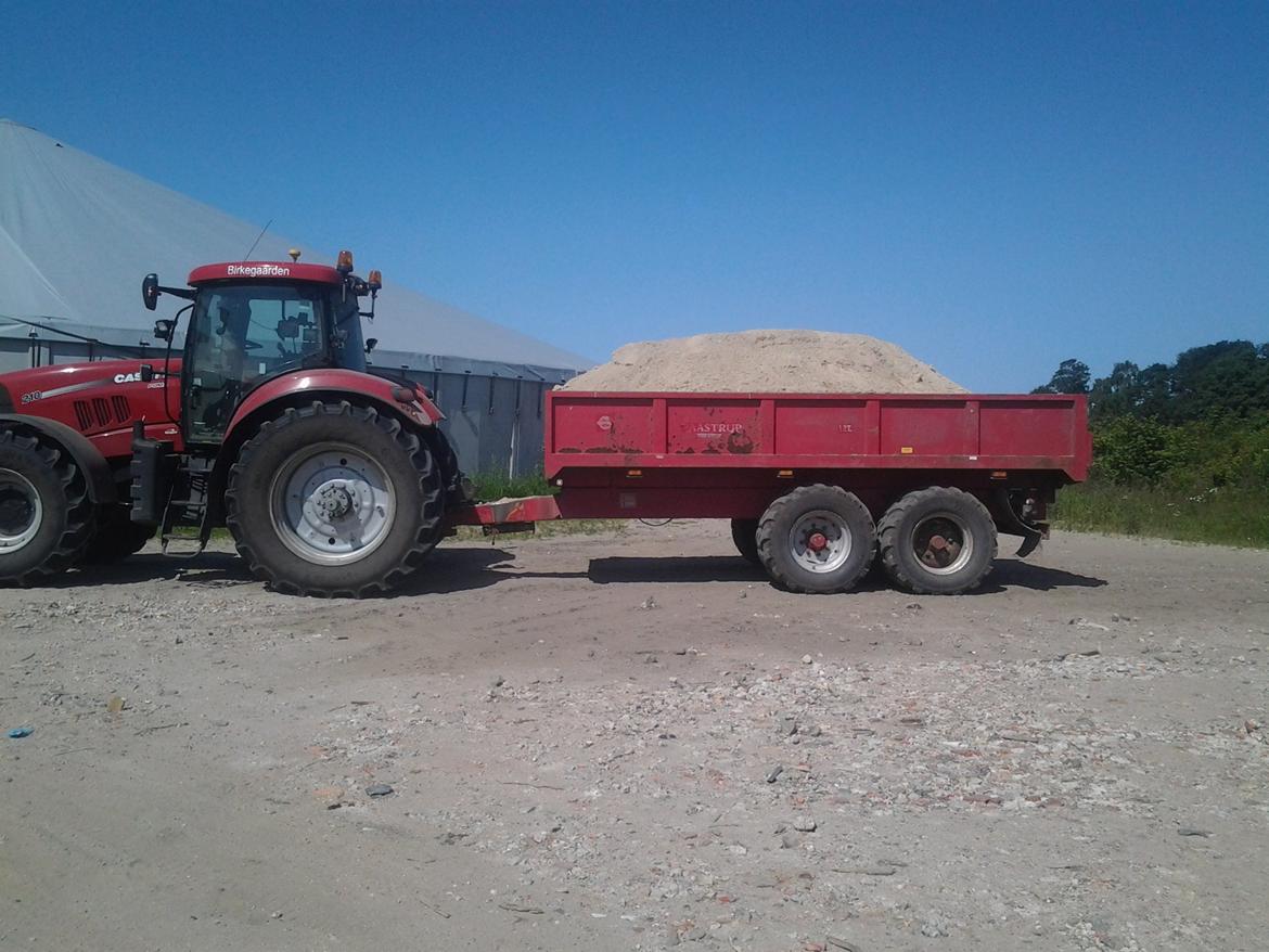 Case IH puma 210 - lige et bette læs sand  billede 50