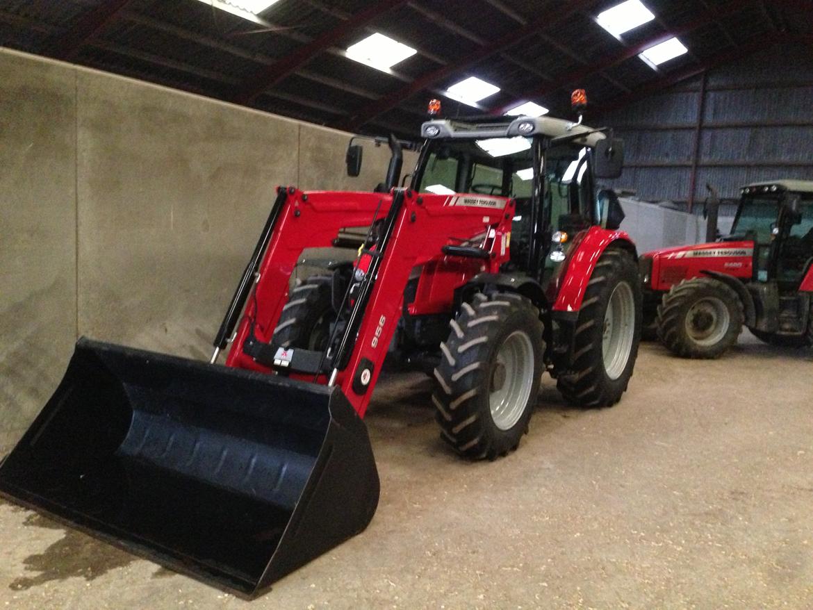 Massey Ferguson 5610 dyna 4 billede 2