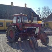 International Harvester 966