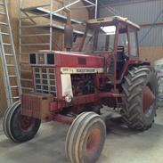 International Harvester 966
