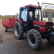 Case IH 685 XL