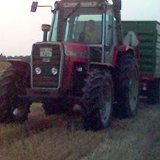 Massey Ferguson 699