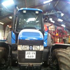 New Holland tm 155