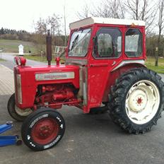 International Harvester B 414