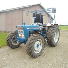Ford 4000 A   4 WD