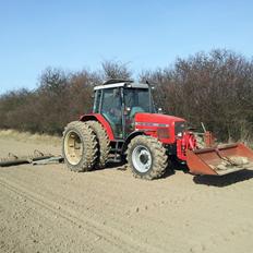 Massey Ferguson 4255