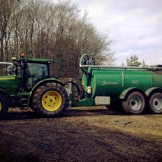 John Deere 8360R