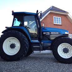 New Holland 8770 SS