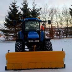New Holland TM 125
