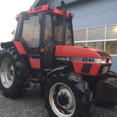 Case IH 4240