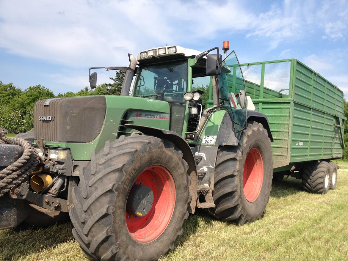 Fendt 926 vario tms - snitteren havde fået for meget så der var lige tid til et billede billede 6