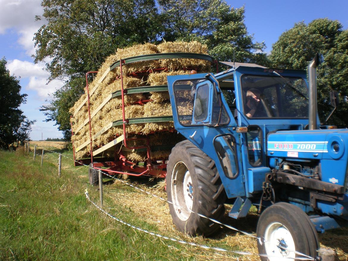 Ford 7000 billede 1
