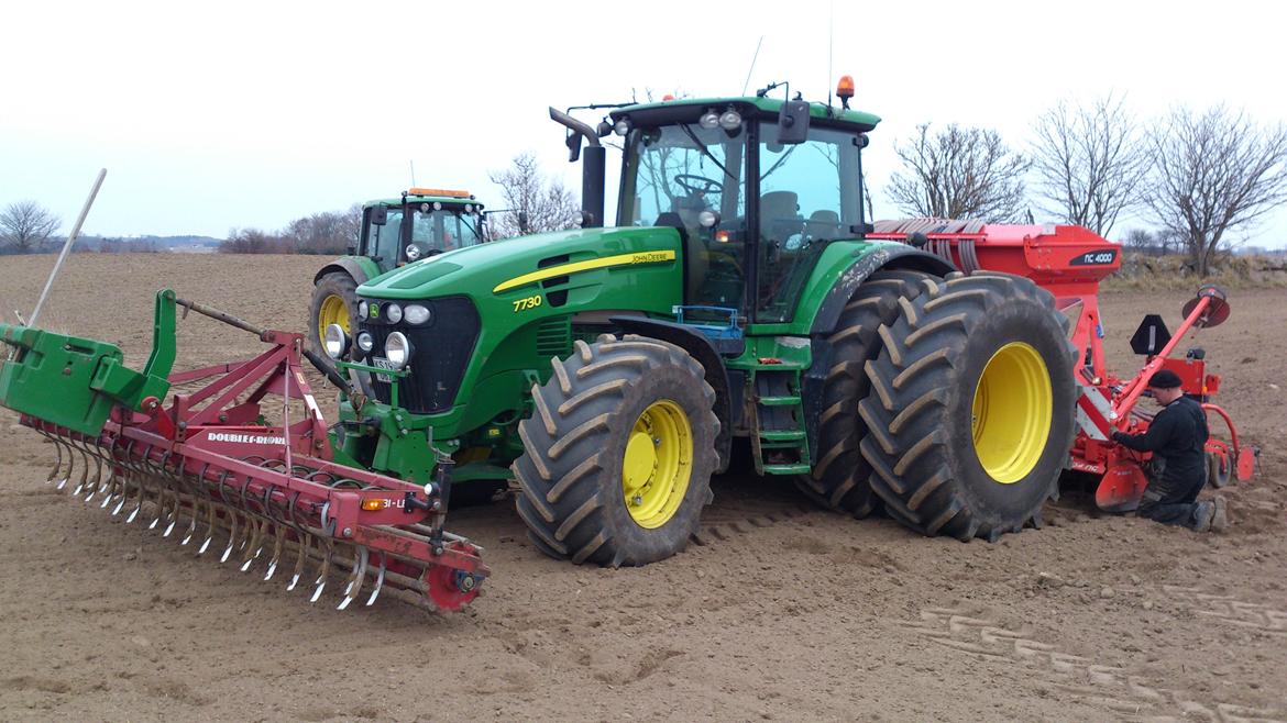 John Deere 7730 - Så skulle den gamle have noget mere såsæd! billede 33