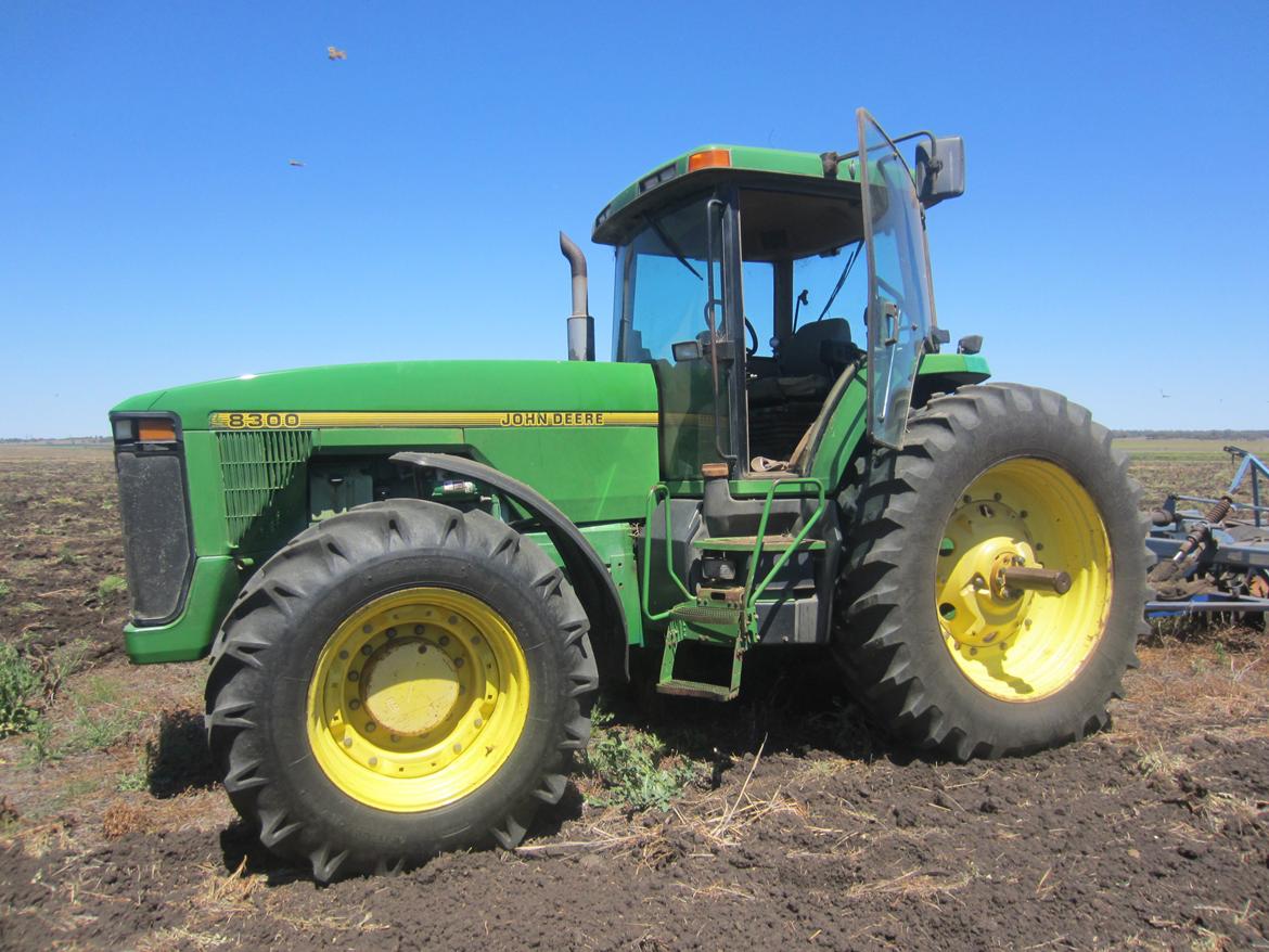 John Deere 8300 billede 1