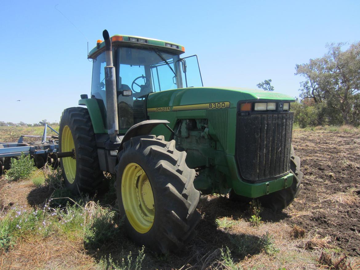 John Deere 8300 billede 2