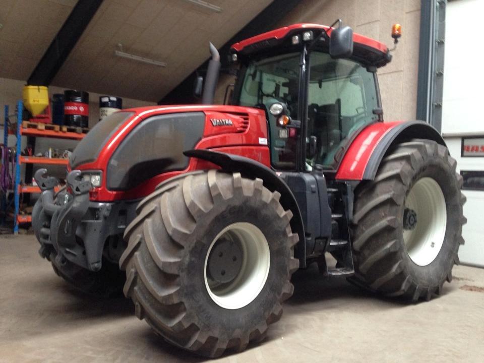 Valtra S322 - Klar til og komme for Æ Gyllevogn billede 8