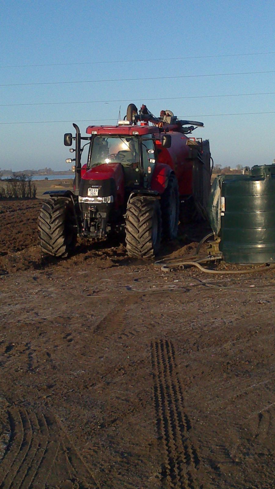 Case IH Puma cvx 230 - efter en lang dag med at køre gylle så er det dejligt at komme tilbage næste morgen billede 20