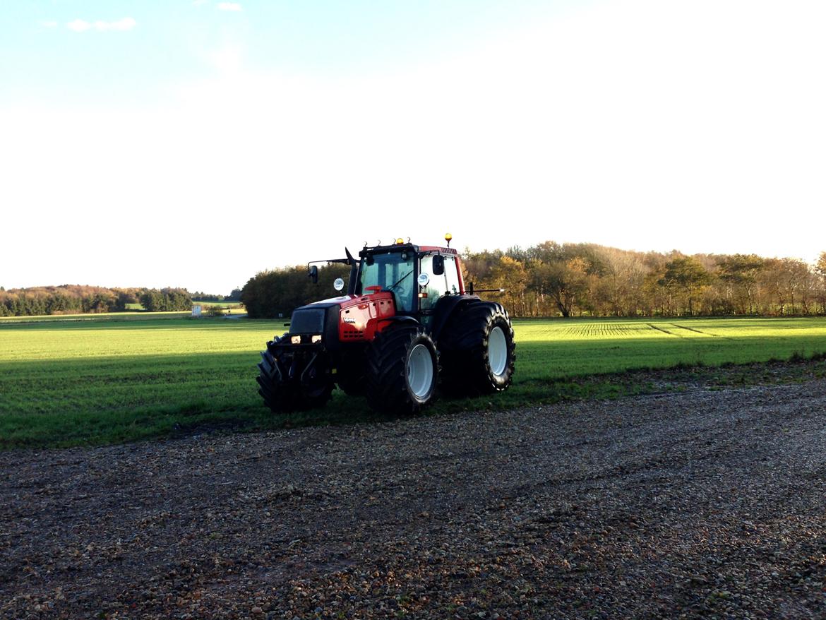 Valtra 8350 Hitech billede 6